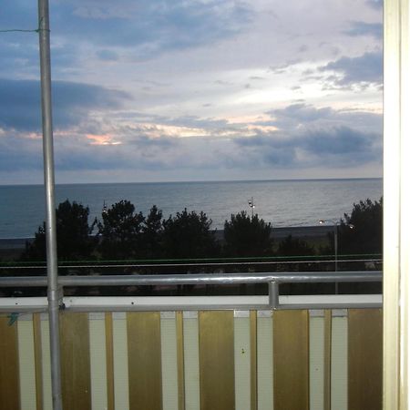Apartment Irma Rustaveli 57 บาทูมิ ภายนอก รูปภาพ