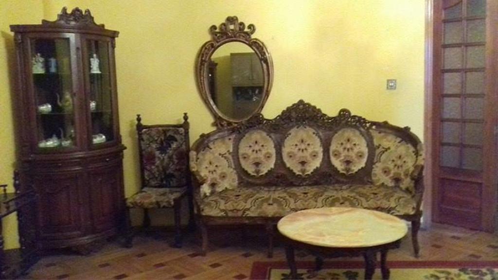 Apartment Irma Rustaveli 57 บาทูมิ ภายนอก รูปภาพ